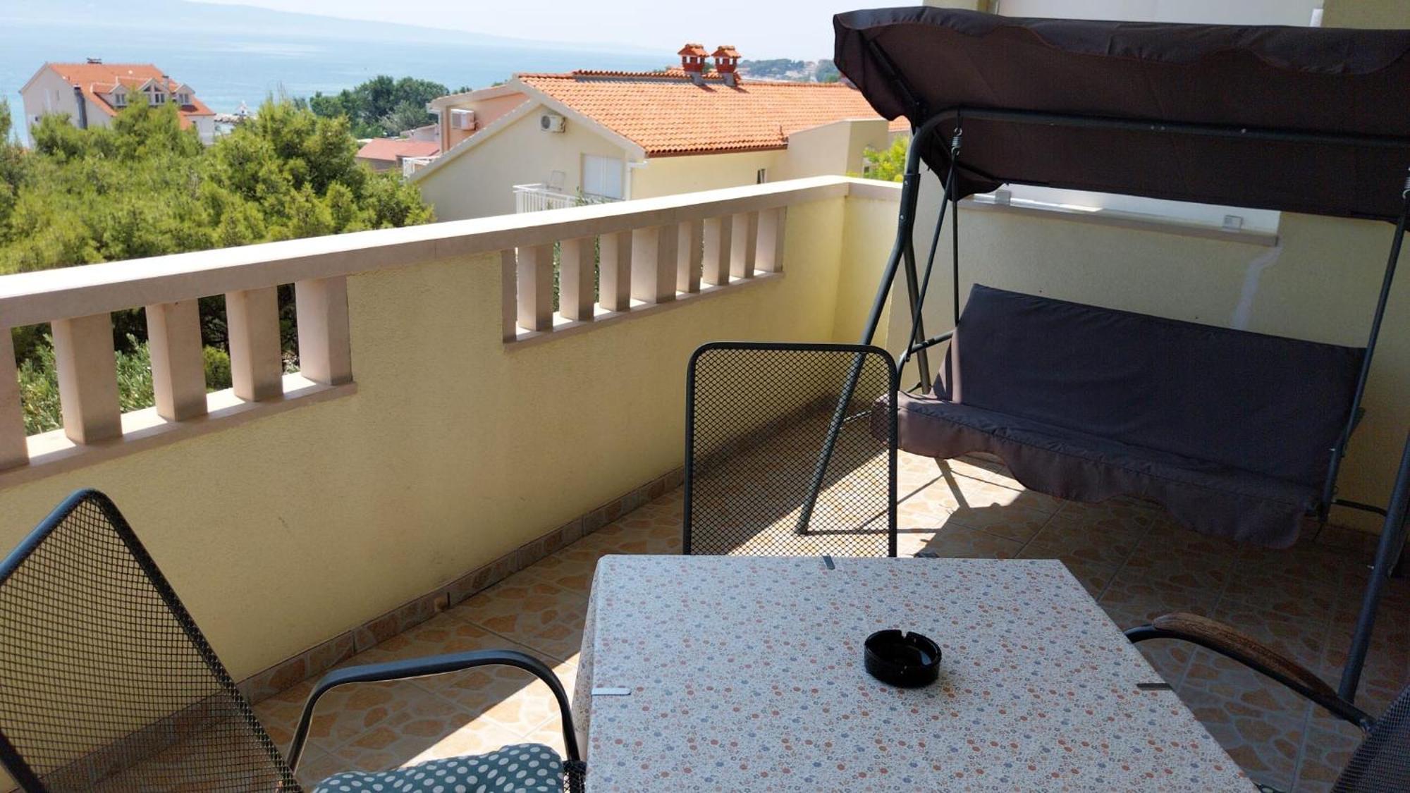 Apartments Zemunik Омиш Экстерьер фото