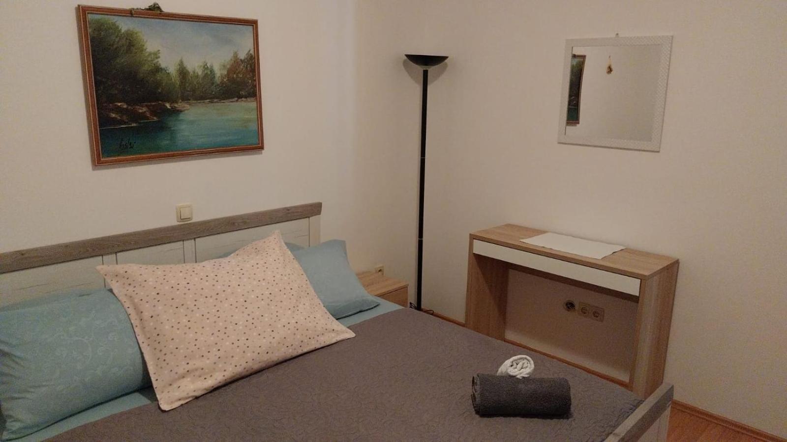 Apartments Zemunik Омиш Экстерьер фото